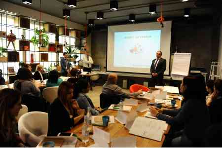 ACBA-Credit Agricole Bank for SME managers held a business seminar on "Digital Marketing"